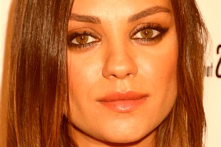 Zoe, 27, a dark blonde hazel-eyed mediterranean companion based in Nesselwang. Offering Party Girl, Duos, Deep French Kissing, Dinner Date. Available for inc...