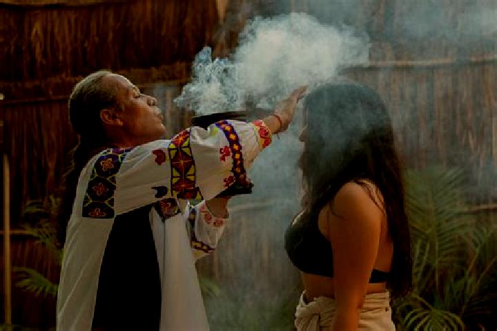 Zoe, 27 — Escort in El Colomo, Mexico