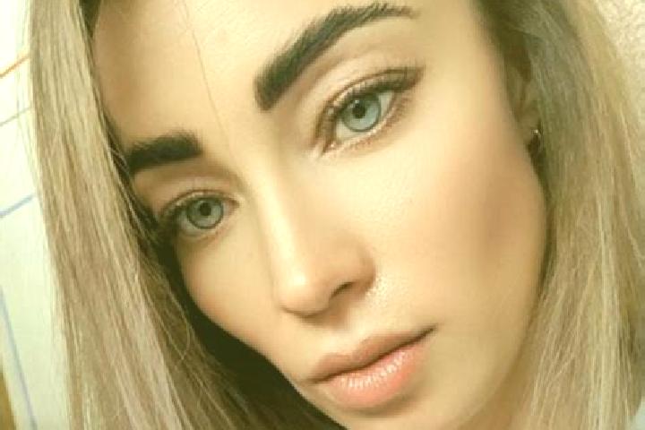 Zoe, 27 — Escort in Kobelyaky, Ukraine