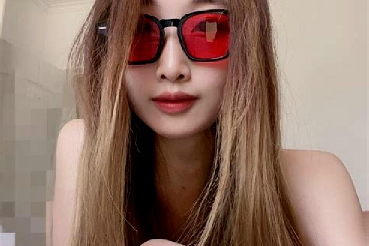 Zoe, 27 — Escort in Nanwei, China