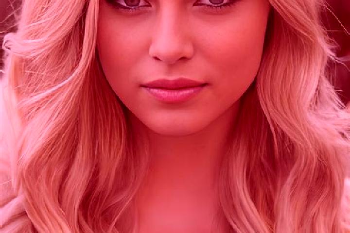 Zoe, 28, a blonde green-eyed middle eastern companion based in Angres. Offering Tantra, Deep French Kissing, A-Level, OWO, Erotic Massage. Available for inca...