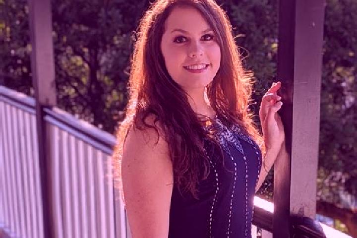 Zoe, 28 — Escort in Rieneck, Germany