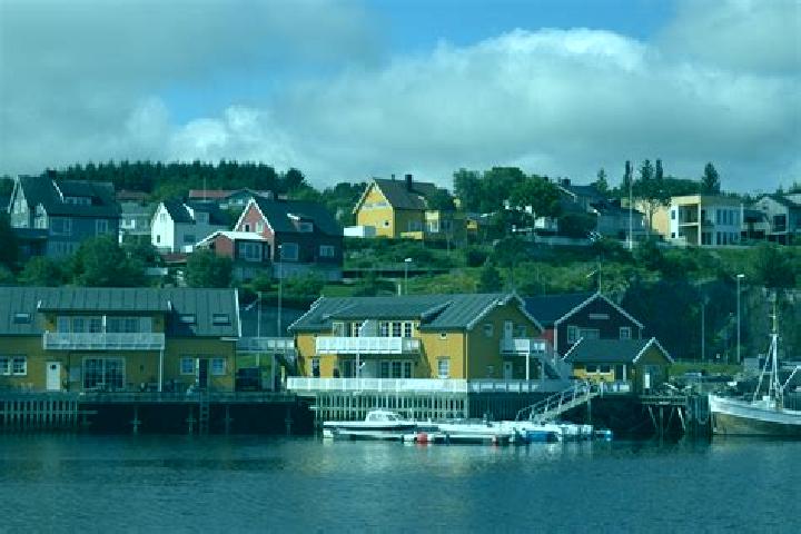 Zoe, 28 — Escort in Roervik, Sweden