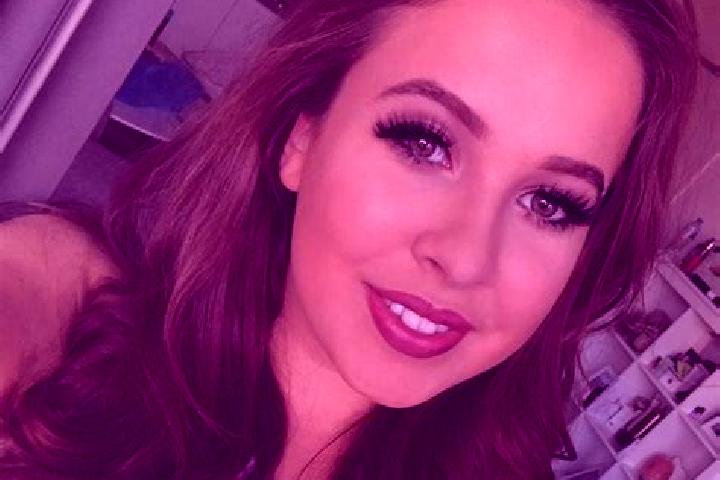 Zoe, 29, a auburn amber-eyed european companion based in Bubanza. Offering Duos, Fetish. Available for incall and outcall, day and evening dates.