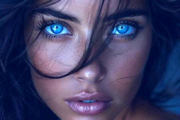 Zoe, 29, a auburn blue-eyed middle eastern companion based in Frechen. Offering Domination, Overnight, Fetish, Striptease. Available for incall and outcall, ...