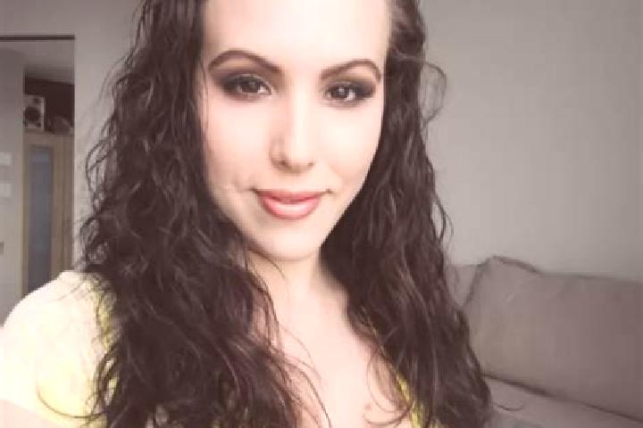 Zoe, 29, a auburn dark-eyed slavic companion based in Ashaiman. Offering GFE, Erotic Massage, Massage, 69. Available for incall and outcall, overnight bookin...