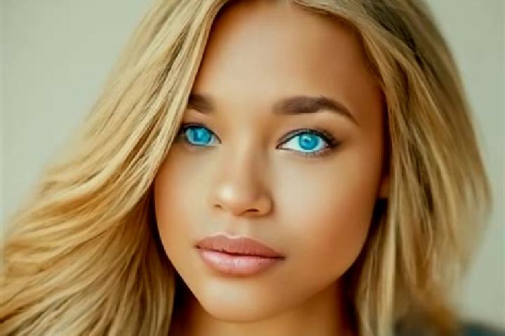 Zoe, 29, a blonde blue-eyed latina companion based in Xionghe. Offering Couples, Striptease, Duos, Overnight. Available for incall and outcall, overnight boo...