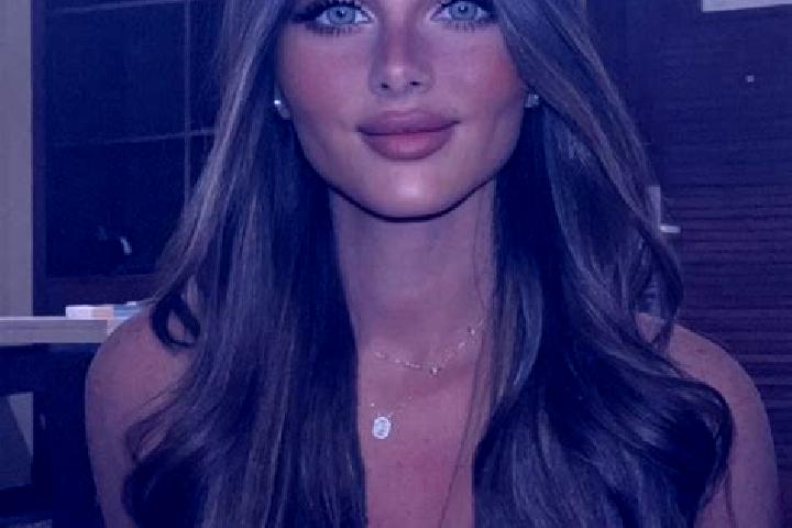 Zoe, 29, a brunette dark-eyed middle eastern companion based in Domangbeu. Offering OWO, 69, CIM, Deep French Kissing, Overnight. Available for incall and ou...