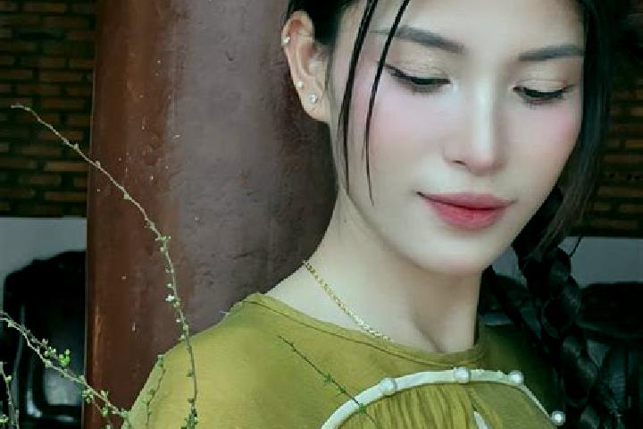 Zoe, 29 — Escort in Hong Ngu, Vietnam