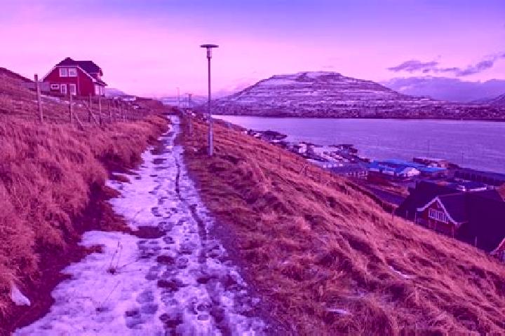 Zoe, 29 — Escort in Toftir, Faroe Islands