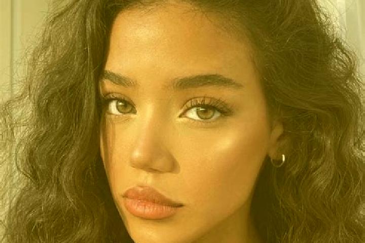 Zoe, 30, a black brown-eyed caribbean companion based in Margau. Offering OWO, Duos, Fetish. Available for incall and outcall, day and evening dates.