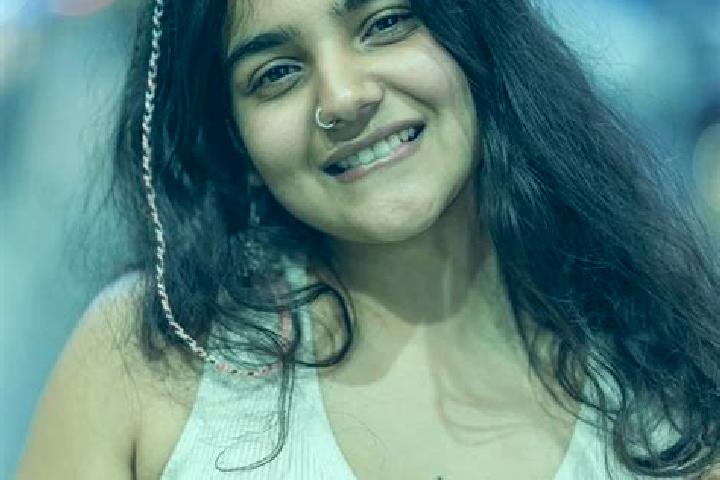 Zoe, 30 — Escort in Kaman, India