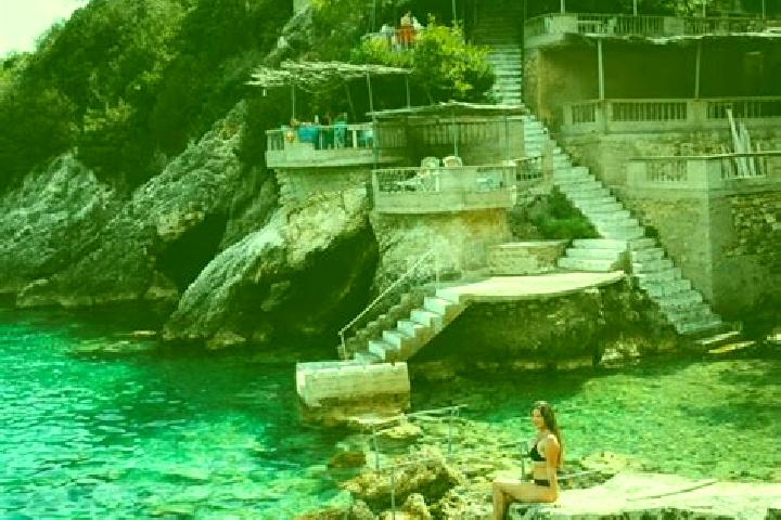 Zoe, 30 — Escort in Meniko, Cyprus