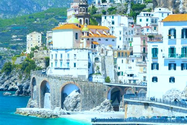 Zoe, 30 — Escort in Scisciano, Italy