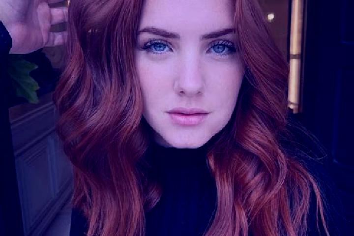 Zoe, 31, a auburn blue-eyed middle eastern companion based in Valdisotto. Offering Party Girl, OWO, Overnight, Tantra, Roleplay. Available for incall and out...