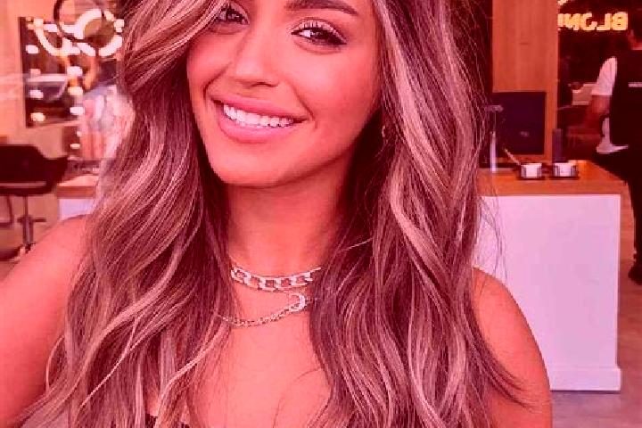 Zoe, 31, a dark blonde brown-eyed caribbean companion based in Rotherbaum. Offering Travel Companion, Duos, OWO, Couples. Available for incall and outcall, d...