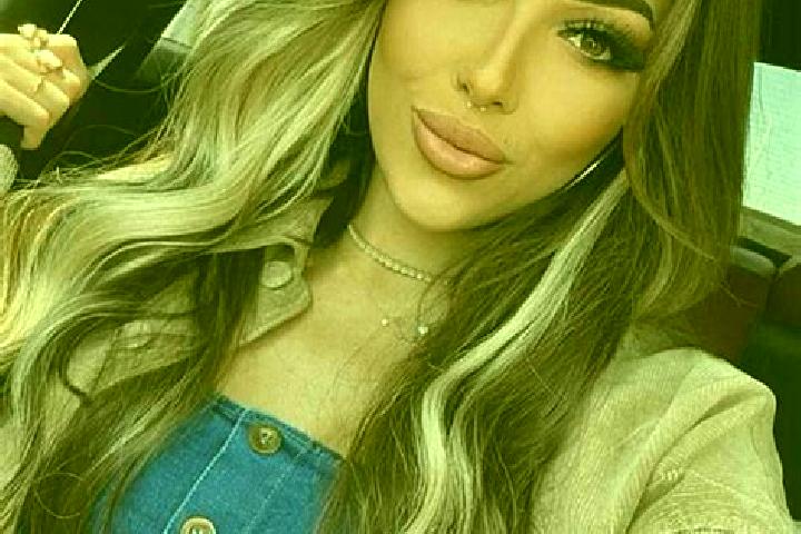 Zoe, 31, a dark blonde brown-eyed indian companion based in Huecato. Offering Duos, Girlfriend Experience, Prostate Massage. Available for incall and outcall...