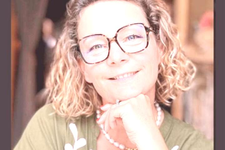 Zoe, 31 — Escort in Jouy-sous-Thelle, France