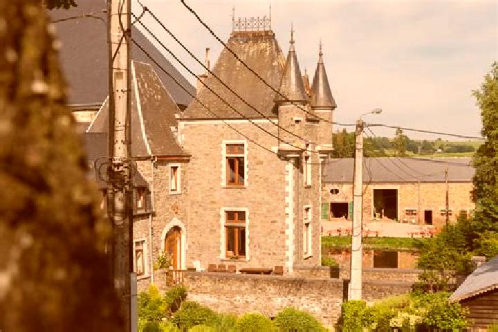 Zoe, 31 — Escort in Sainte-Ode, Belgium