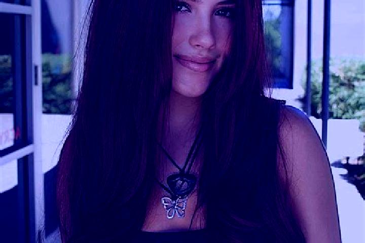Zoe, 32, a auburn dark-eyed latina companion based in Rudiano. Offering BDSM, Party Girl, Dinner Date. Available for incall and outcall, overnight bookings a...