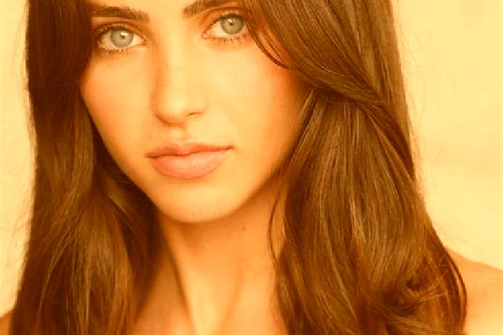 Zoe, 32, a brunette brown-eyed indian companion based in Erentepe. Offering Striptease, A-Level, Domination. Available for incall and outcall, overnight book...