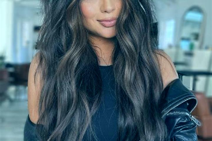 Zoe, 32, a brunette dark-eyed mixed companion based in Narsinghgarh. Offering Party Girl, 69, Domination, Duos. Available for incall and outcall, overnight b...