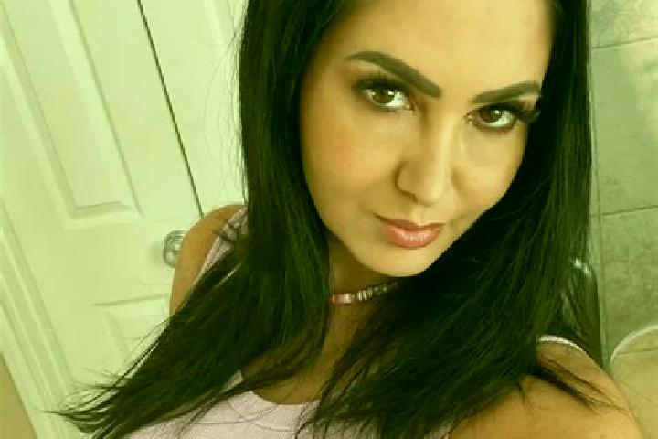 Zoe, 32, a brunette grey-eyed caucasian companion based in Waimana. Offering Prostate Massage, Overnight, Deep French Kissing. Available for incall and outca...
