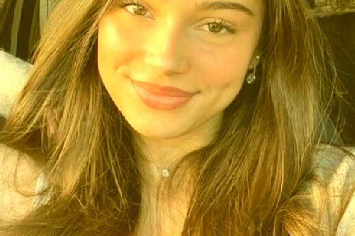 Zoe, 32, a brunette hazel-eyed slavic companion based in Salay. Offering Travel Companion, GFE, Striptease. Available for incall and outcall, overnight booki...