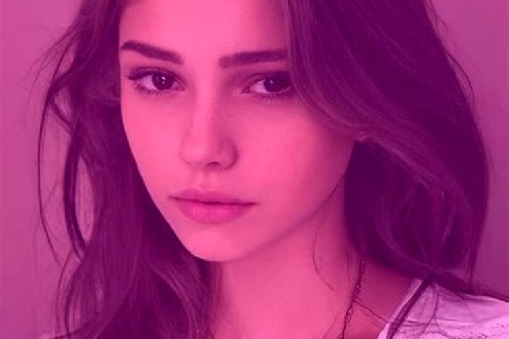 Zoe, 32, a chestnut grey-eyed slavic companion based in San Vicente de Moravia. Offering Erotic Massage, Massage, Duos, GFE. Available for incall and outcall...