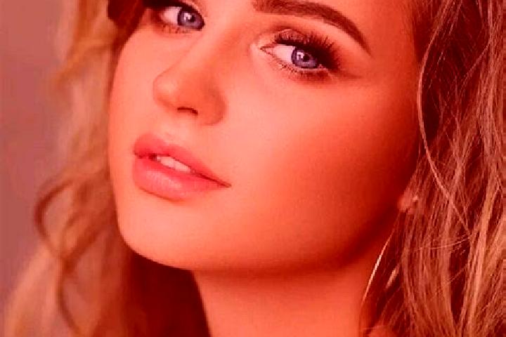Zoe, 32, a dark blonde blue-eyed mediterranean companion based in Sandi. Offering Dinner Date, Overnight, Travel Companion. Available for incall and outcall,...