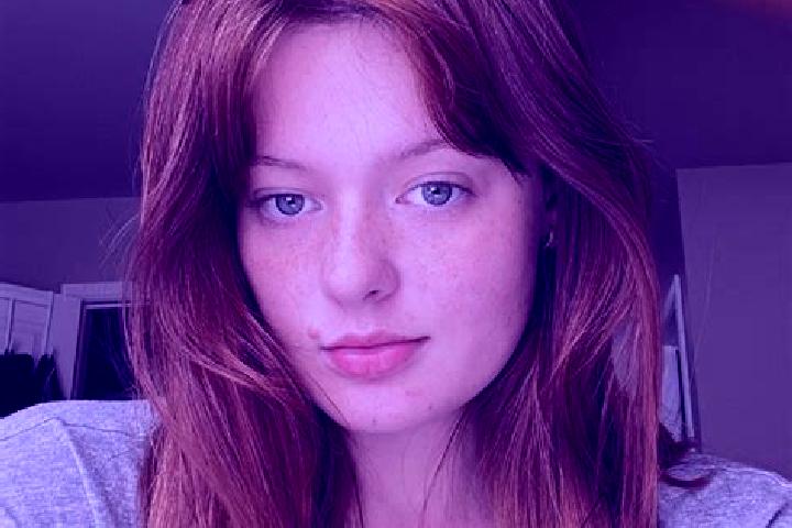 Zoe, 32, a red brown-eyed latina companion based in Vytegra. Offering Deep French Kissing, Dinner Date, A-Level, Erotic Massage. Available for incall and out...