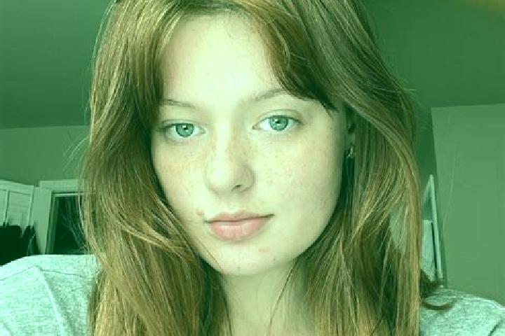 Zoe, 32, a red grey-eyed slavic companion based in Saint-Victor-Malescours. Offering Dinner Date, CIM, Fetish, Prostate Massage. Available for incall and out...