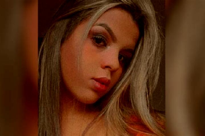 Zoe, 32 — Escort in Araponga, Brazil