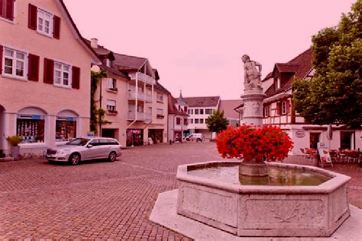 Zoe, 32 — Escort in Arlesheim, Switzerland
