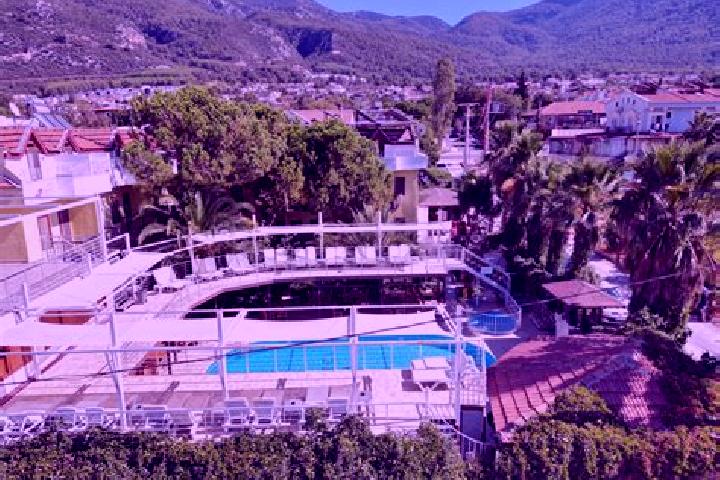 Zoe, 32 — Escort in Baltakoey, Turkey