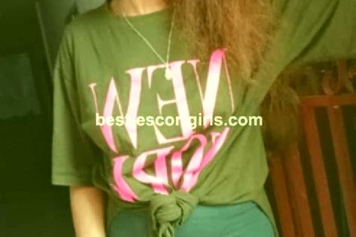 Zoe, 32 — Escort in Djoyezi, Comoros
