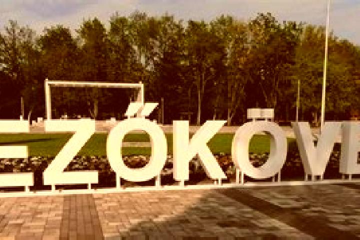 Zoe, 32 — Escort in Szomod, Hungary