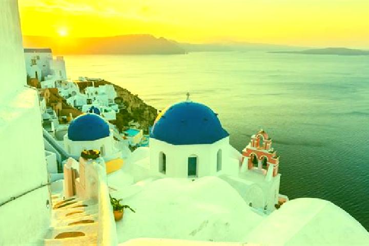 Zoe, 32 — Escort in Triandria, Greece