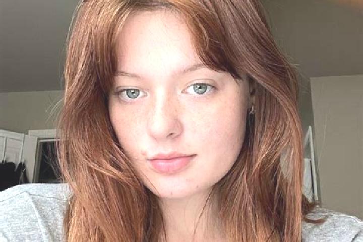Zoe, 33, a auburn blue-eyed mixed companion based in Vendresha e Vogel. Offering A-Level, Erotic Massage. Available for incall and outcall, day and evening d...