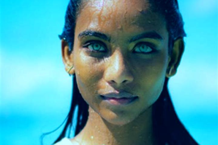 Zoe, 33, a chestnut blue-eyed indian companion based in Elnora. Offering GFE, Massage. Available for incall and outcall, day and evening dates.