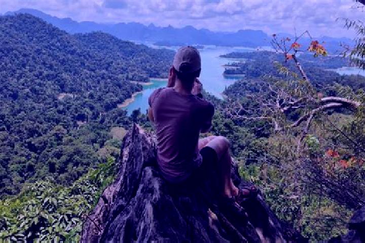 Zoe, 33 — Escort in Ban Takhun, Thailand