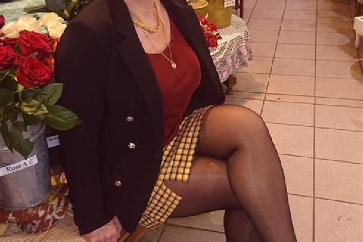 Zoe, 33 — Escort in Bas-Vully, Switzerland