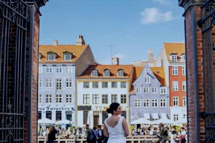 Zoe, 33 — Escort in Hillerod, Denmark