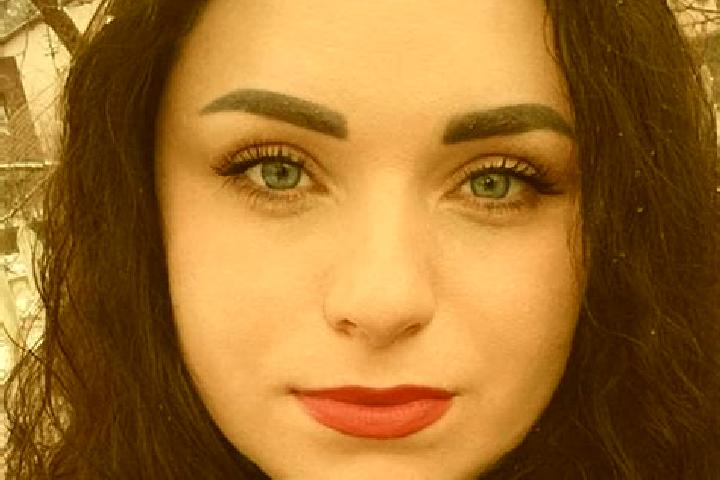 Zoe, 33 — Escort in Ruzhyn, Ukraine