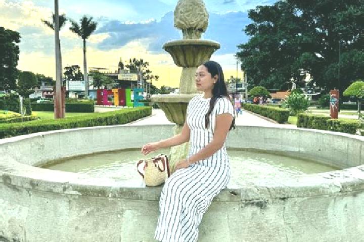 Zoe, 33 — Escort in Santa Lucia Teotepec, Mexico