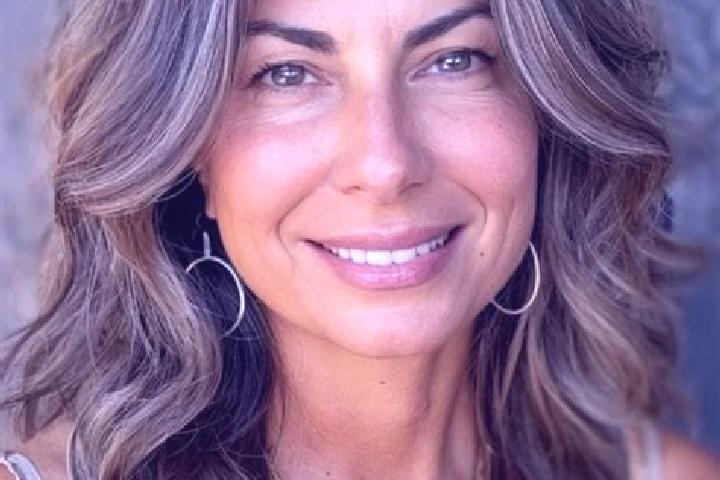 Zoe, 34, a brunette grey-eyed caucasian companion based in Vilankulo. Offering Fetish, 69, A-Level, CIM. Available for incall and outcall, overnight bookings...