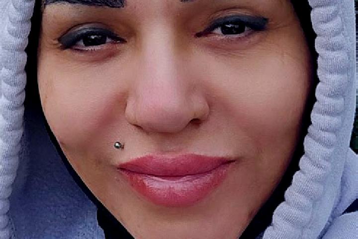 Zoe, 34 — Escort in Alemler, Turkey