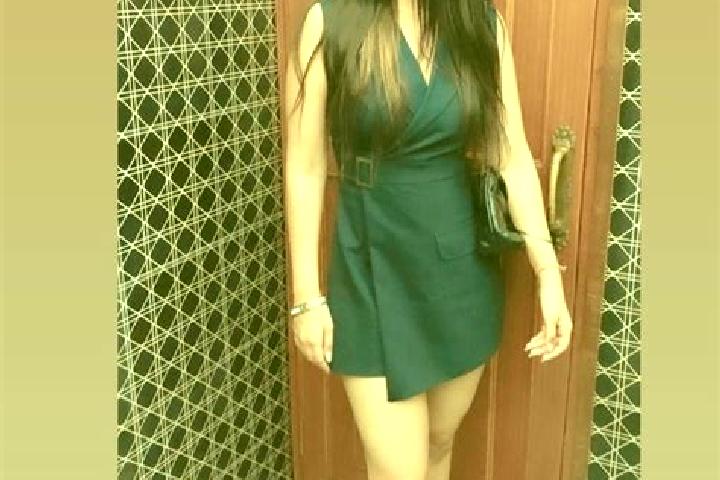 Zoe, 34 — Escort in Bharuch, India