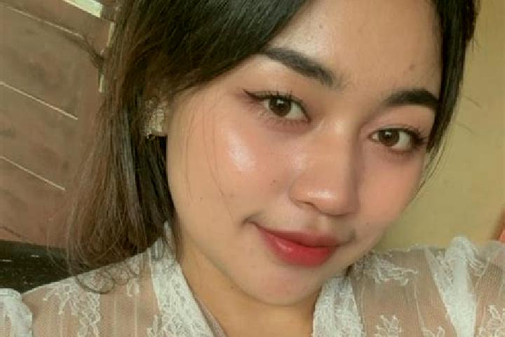 Zoe, 34 — Escort in Bongancina Kaja, Indonesia