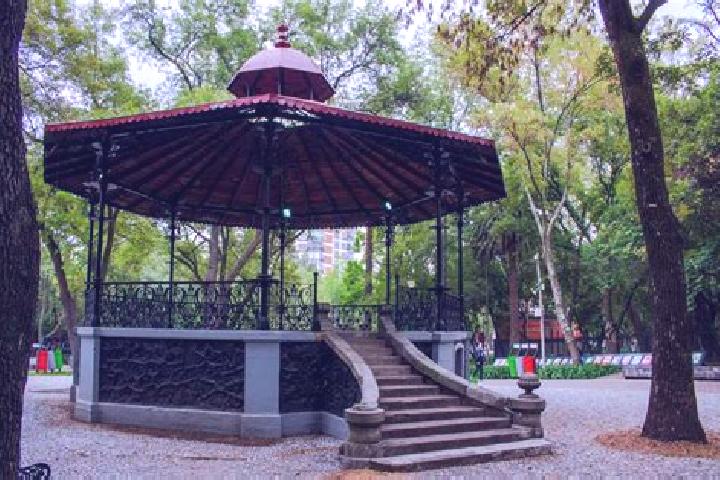 Zoe, 34 — Escort in Las Plazas, Mexico